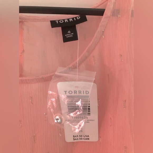 Torrid sz 4 pink blouse NWT - Picture 8 of 9